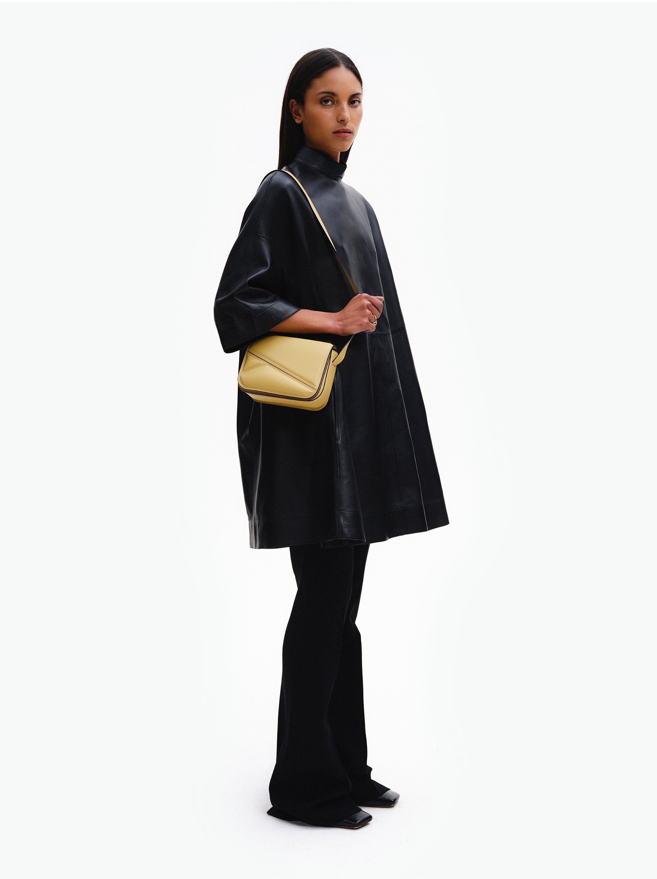 Oscar Trunk Medium - Sandy