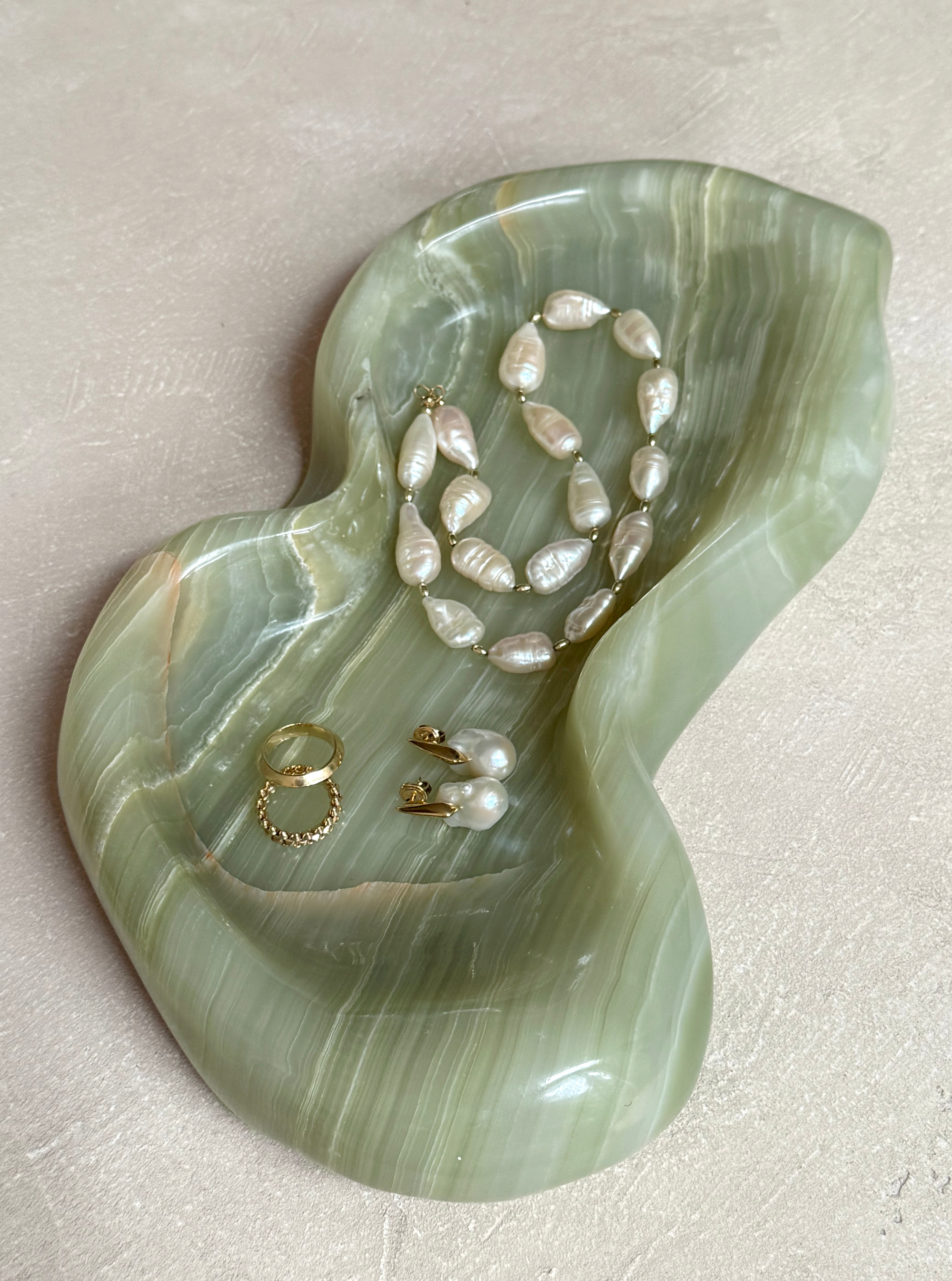 PRE ORDER Peanut Bowl Small - Verde Onyx