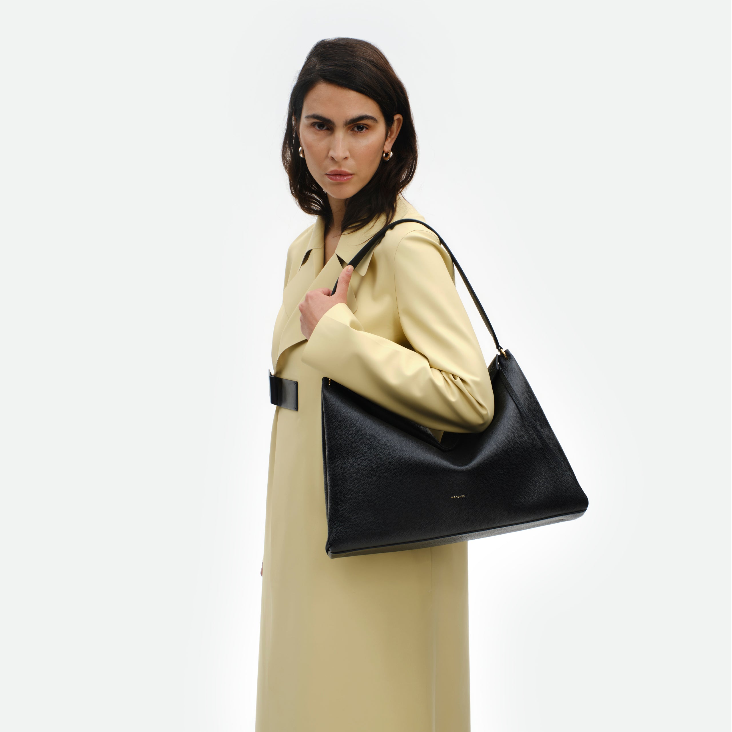 Wandler Penelope Tote Black Crust – Wandler.com