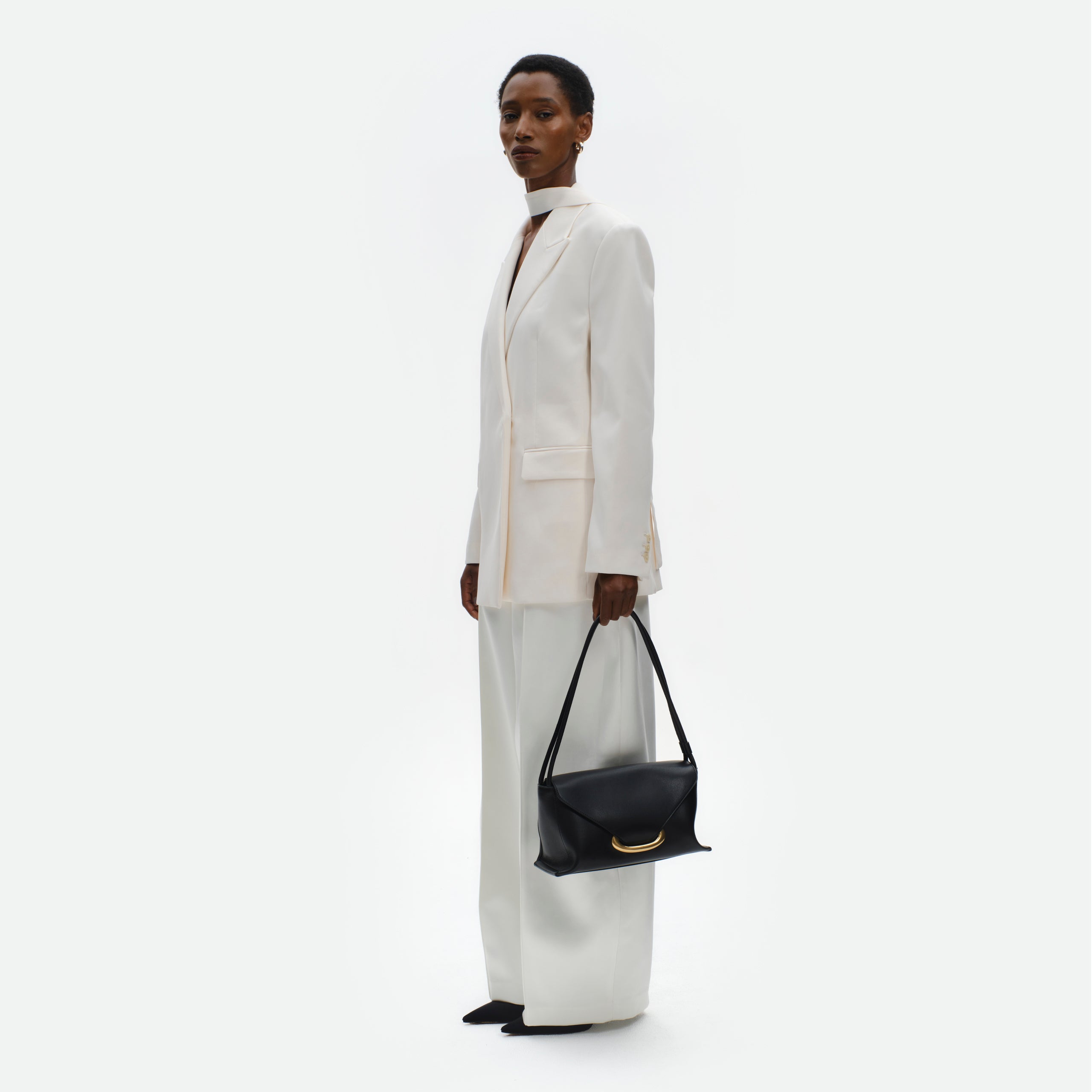 Wandler Veneto Shoulder Bag Black – Wandler.com