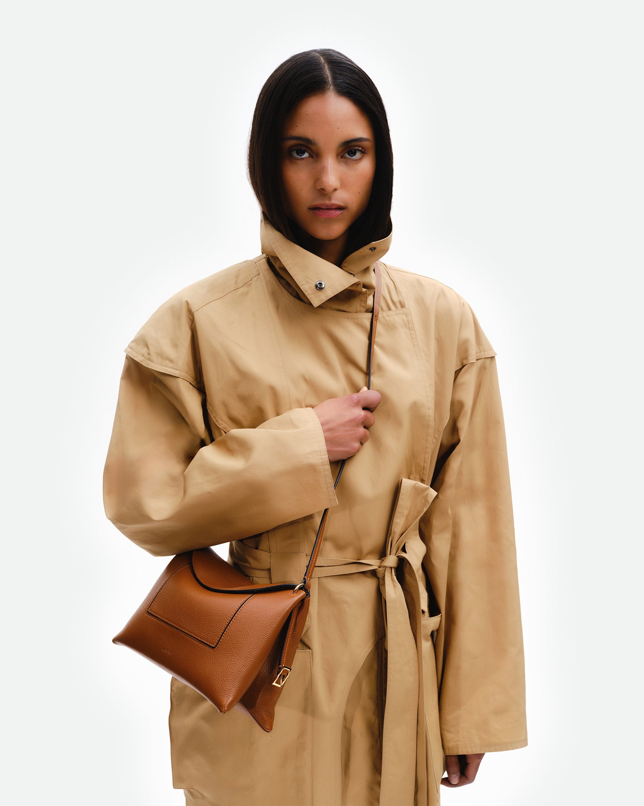 Penelope Slouch Bag - Tan Crust