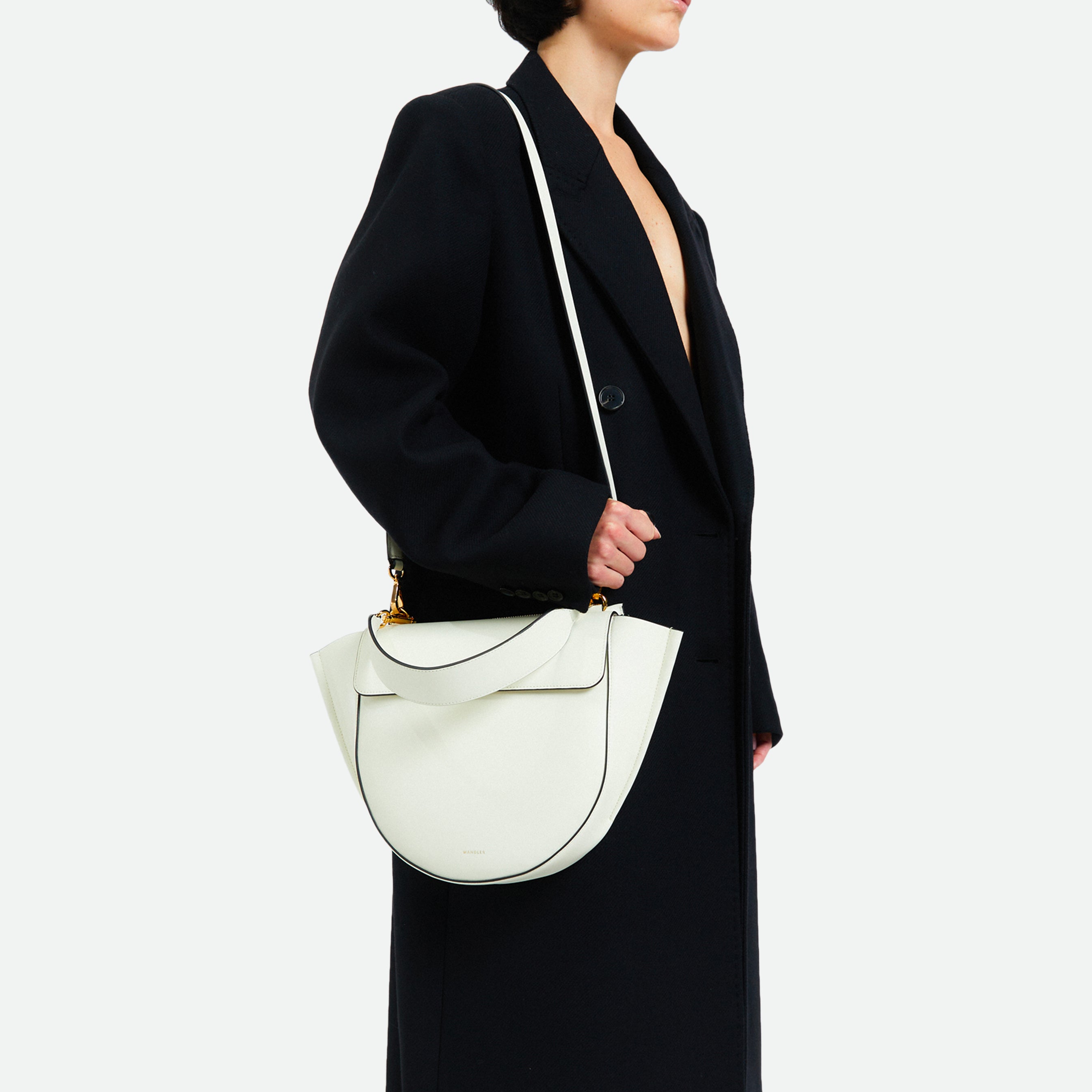 VELENCE ショルダーバッグ Win win 01281155_61f35b153dec7.jpg