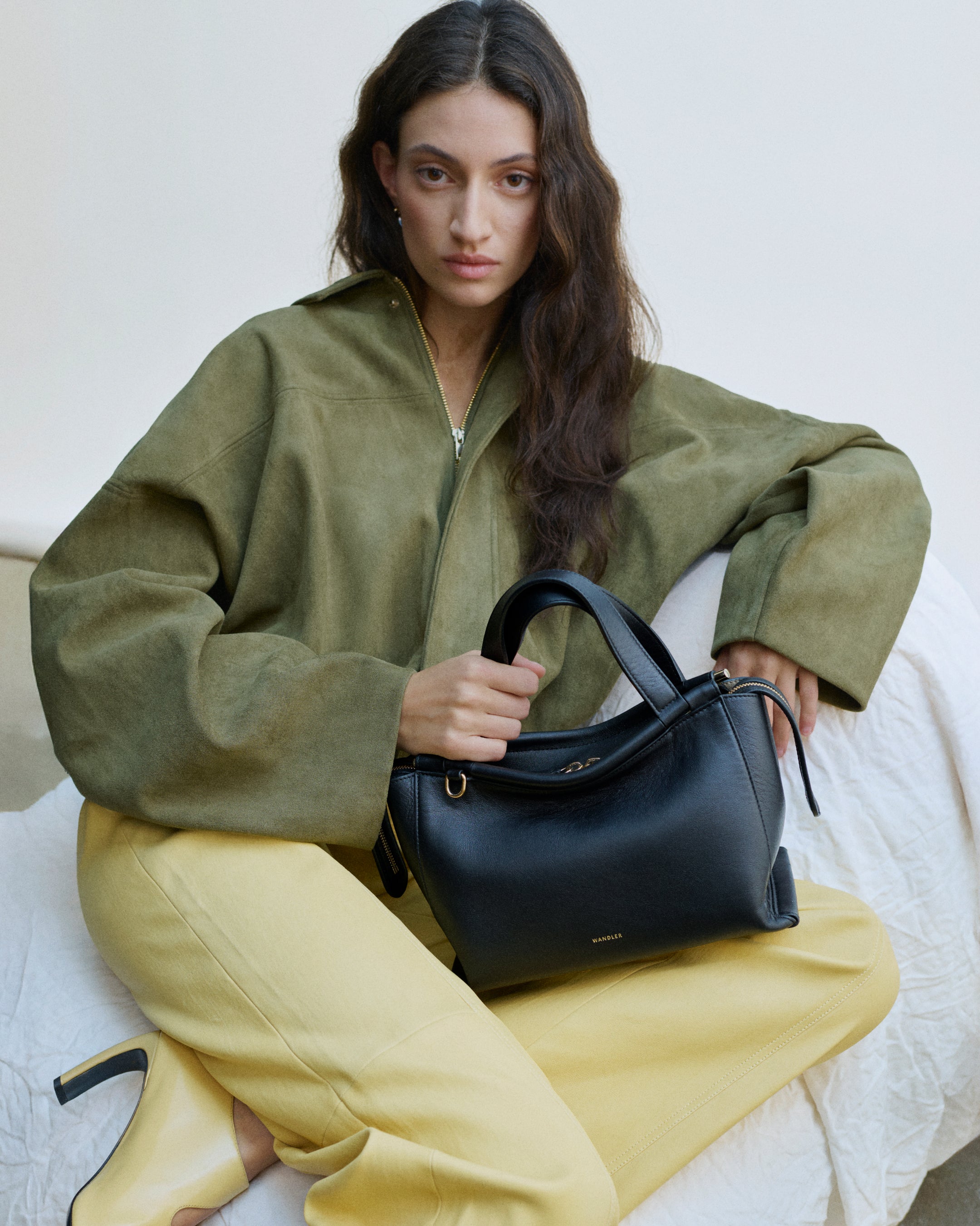 ダイアナ　セルディア　20パック Ida Bag - Tan Suede – Wandler.com