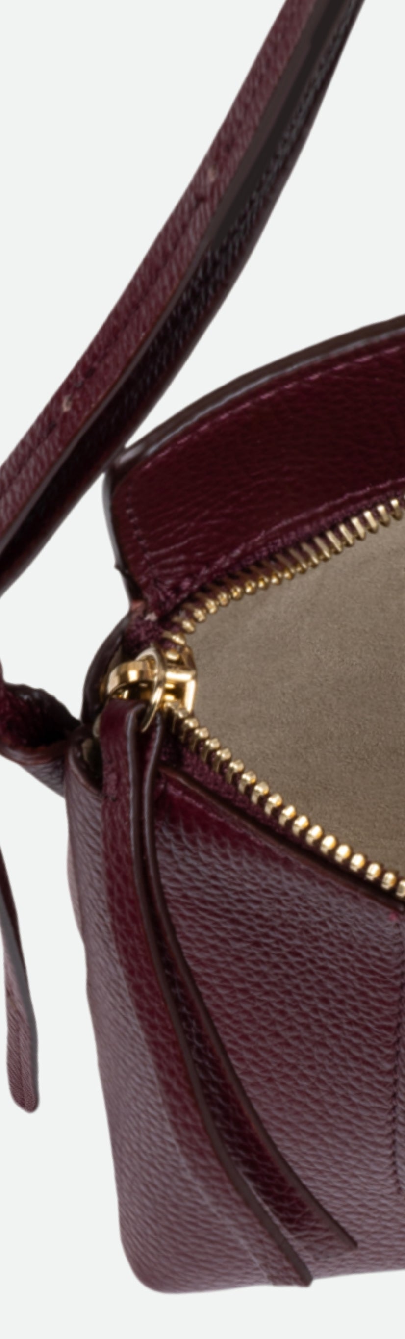 Penelope Slouch Mini - Acai Crust